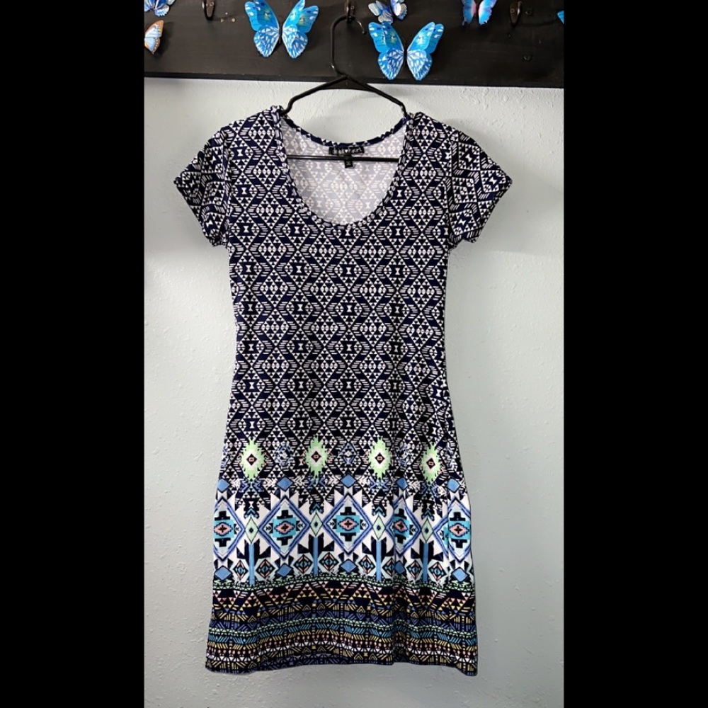 *Derek Heart* Blue midi dress. Size Medium.